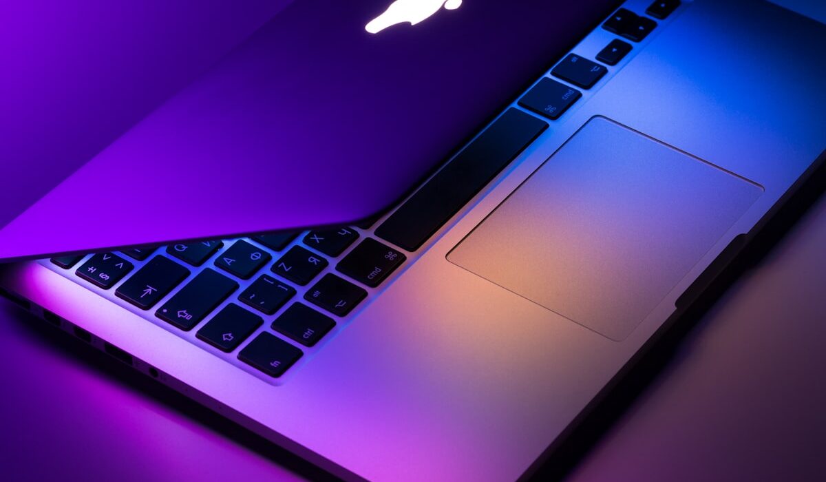 Apple MacBook Air M2 13.6 inch (8CPU/ 8GPU/ 16GB/ 256GB)