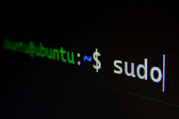 Tải Ubuntu – Hệ điều hành Linux miễn phí cho máy tính